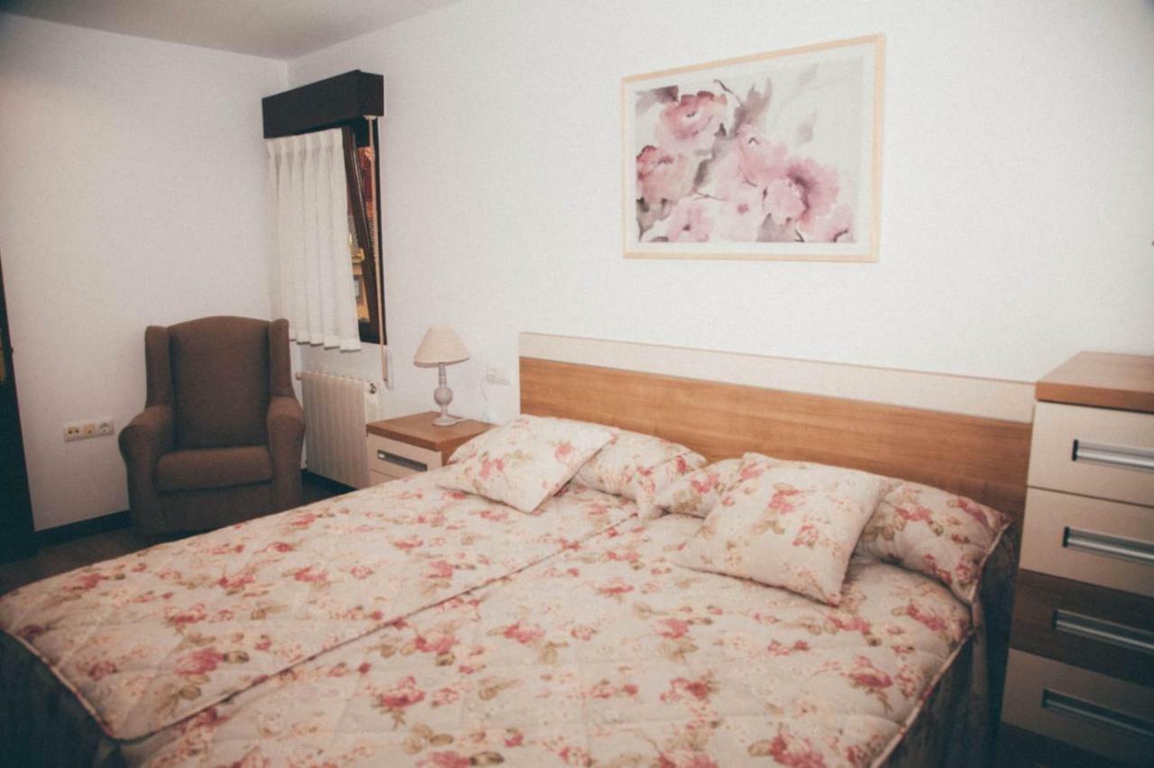 Ferienwohnung La Casina Onís Exterior foto